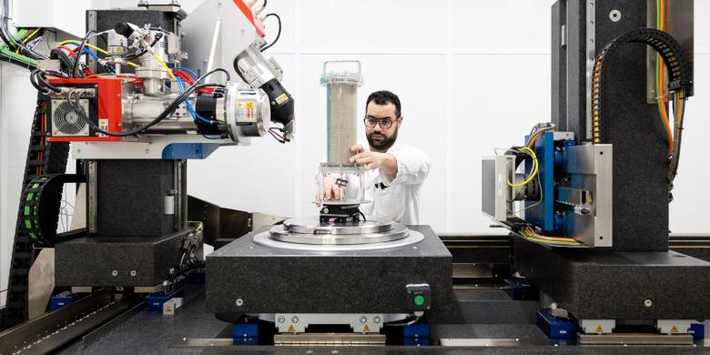 MIMAROC, la plateforme de micro-tomographie 4D pour explorer la réactivité sous contraintes des géo-matériaux, installée au BRGM à Orléans (2023).© BRGM - Didier Depoorter Mimaroc - BRGM